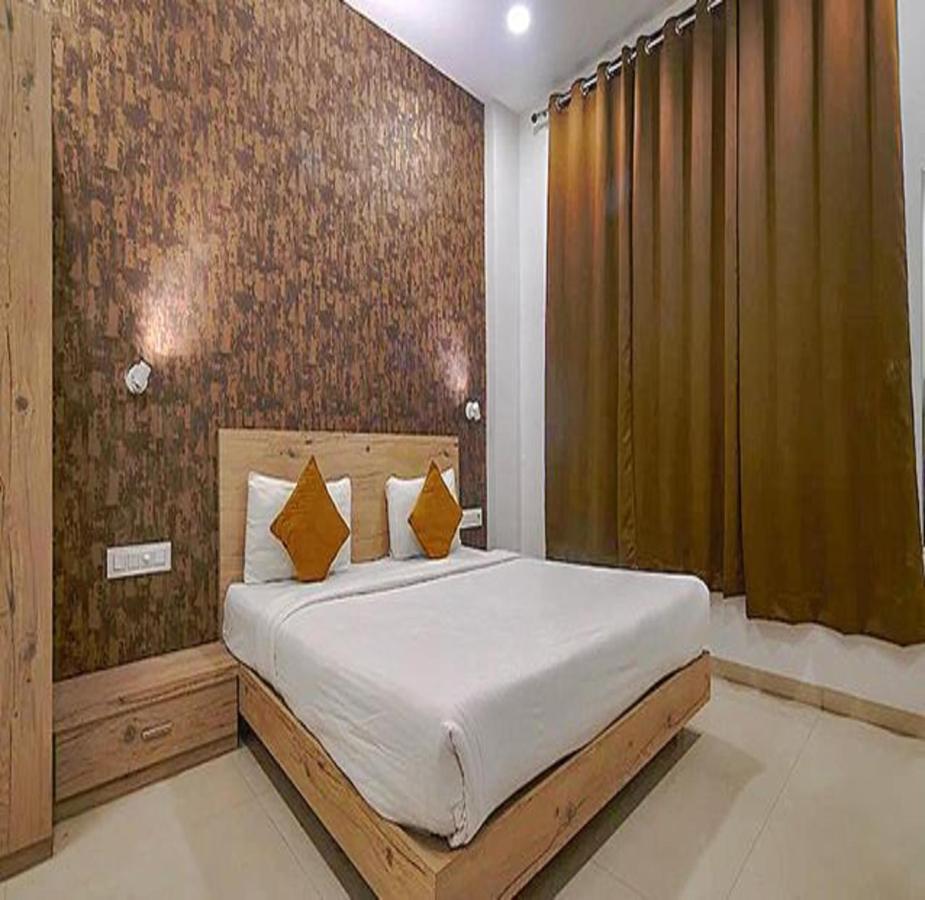 Hrg Destiny Hotels 54 Indore Exterior foto