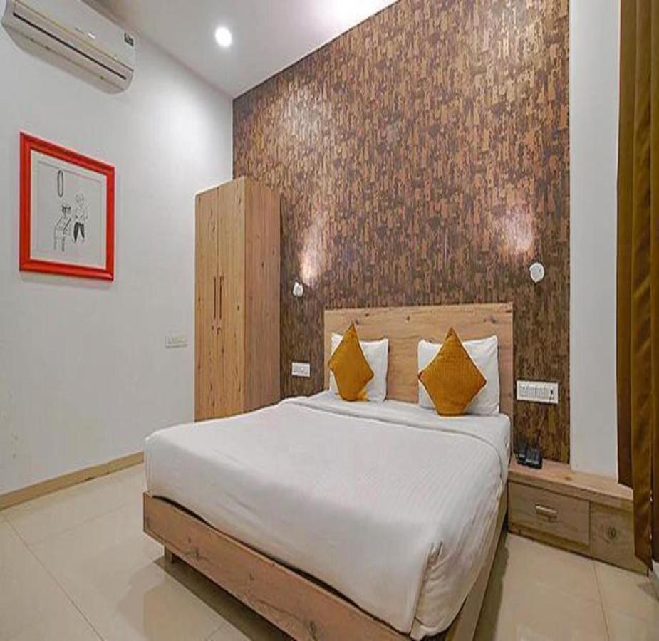 Hrg Destiny Hotels 54 Indore Exterior foto